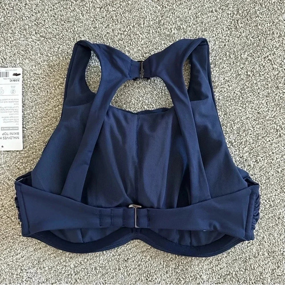 NWT Athleta 32 B/C Blue Maldives High Neck Bikini Top - Picture 2 of 8